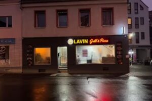 Lavin Grill & Pizza