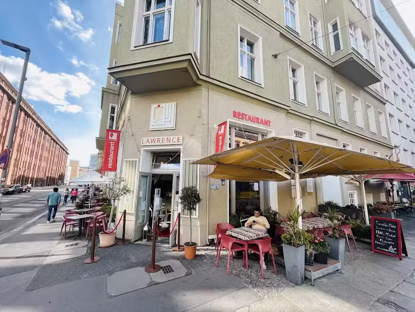 LAWRENCE berlin mitte
