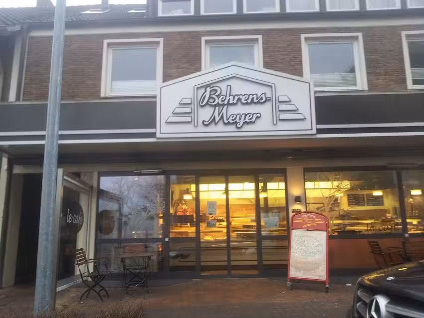 Le caf&egrave; (B&auml;ckerei & Konditorei Behrens-Meyer)