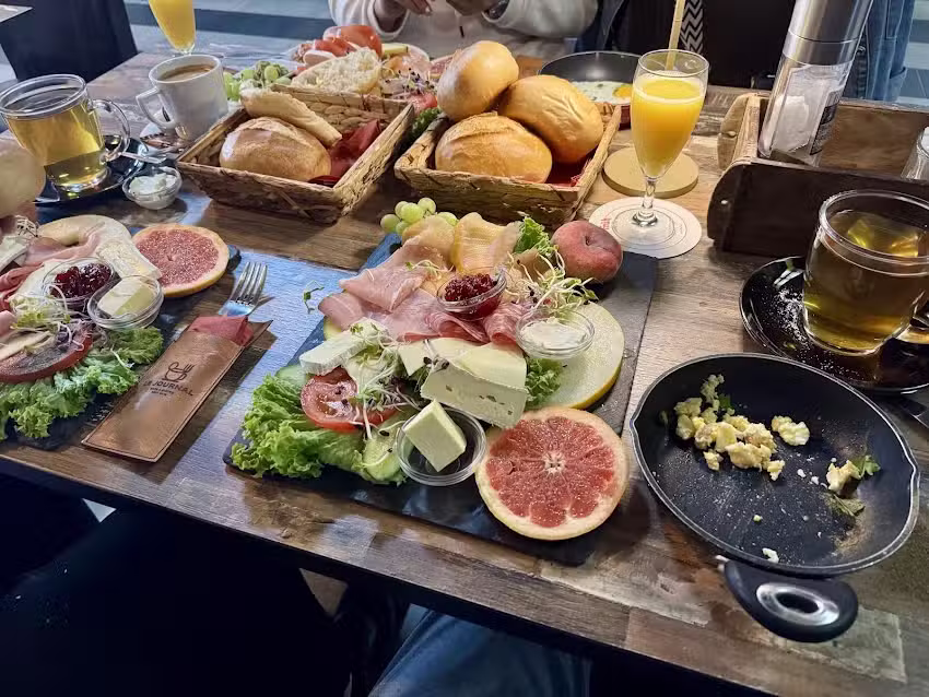 LE JOURNAL