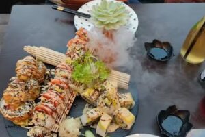 Le&rsquo;s Wok and Roll