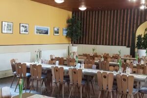 Leinacher Stuben Restaurant – Biergarten