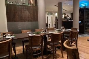 Lenz Bar Restaurant