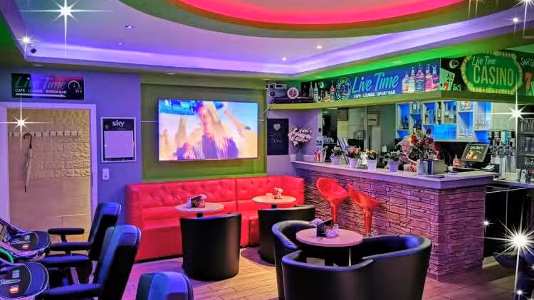 Live Time Cafe Lounge Shisha Bar