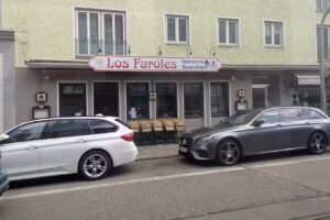 Los Faroles Restaurant
