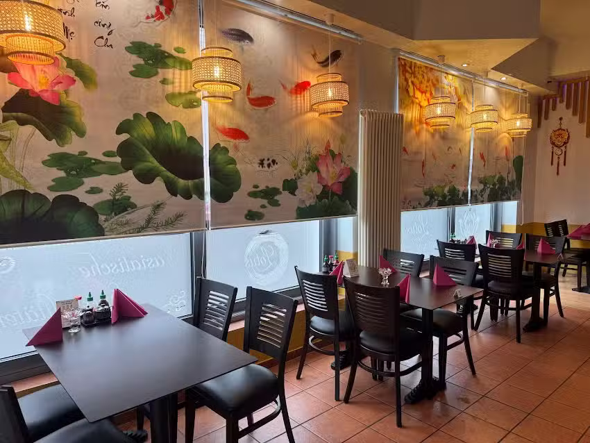 Lotus-asiatische K&uuml;che