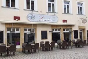 Louis – Cafe & Bistro