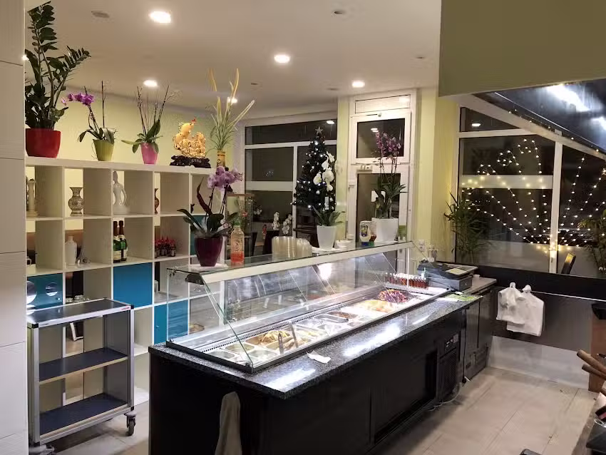 Lucka Bistro Asia & D&ouml;ner