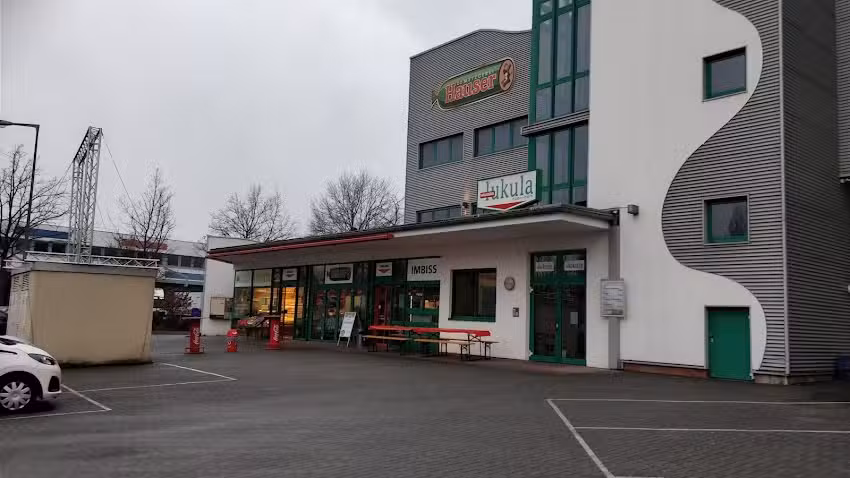 Lukulla Tagesrestaurant by H&Auml;USER