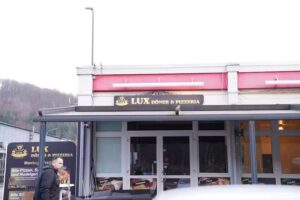 LUX döner & pizzeria