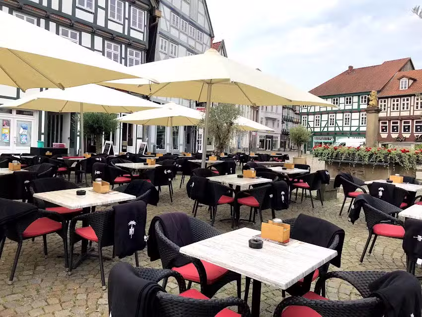 M-ONE Cafe-Bar Restaurant Celle
