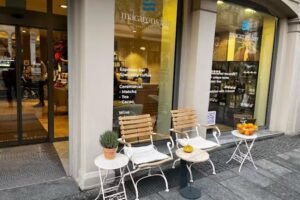 Macarons Bay &middot; Caf&eacute; &middot; Sweet Boutique