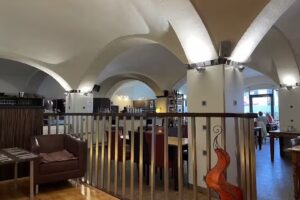 Mala Cafe Bistro Weinbar