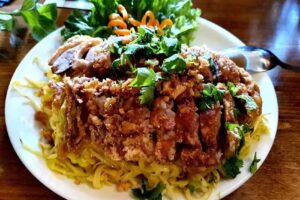 Mamami Asia Arttisch Plauen