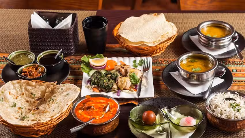 MANDORA Tandoori Palace