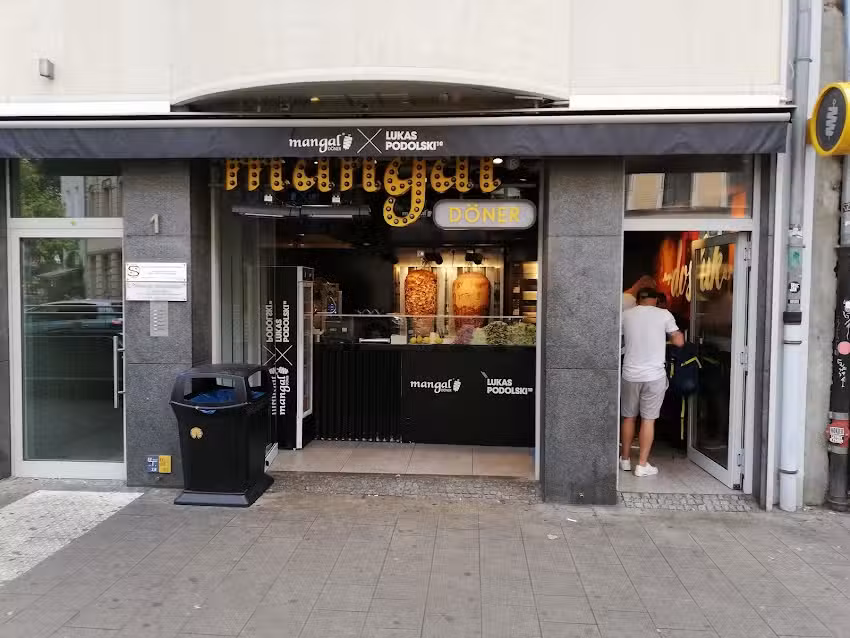 Mangal D&ouml;ner x Lukas Podolski