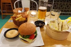 mani mogo &mdash; KOREAN DINER