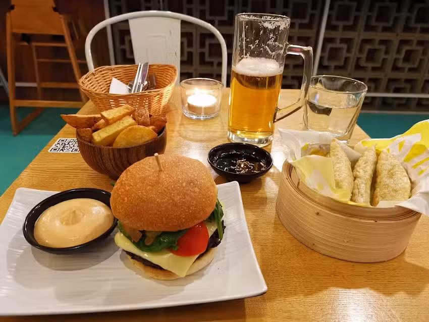 mani mogo &mdash; KOREAN DINER