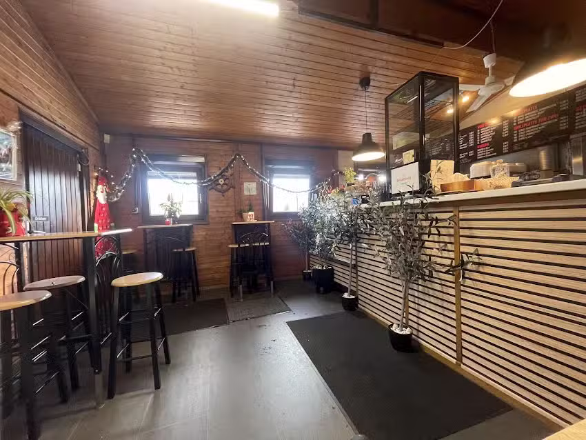 Maria&lsquo;s Gyros Grill