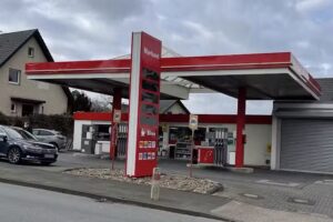 Markant Tankstelle