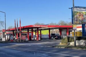 Markant Tankstelle