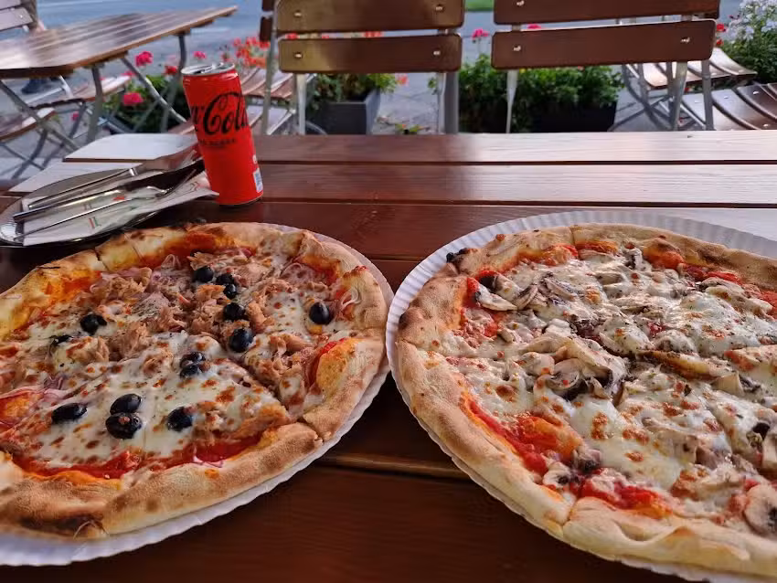 Mastro Pino Steinofen Pizzeria