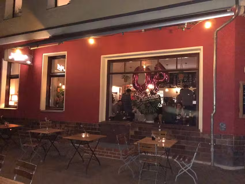 Mattea &ndash; Brunch Caf&eacute; & Aperitivo Bar