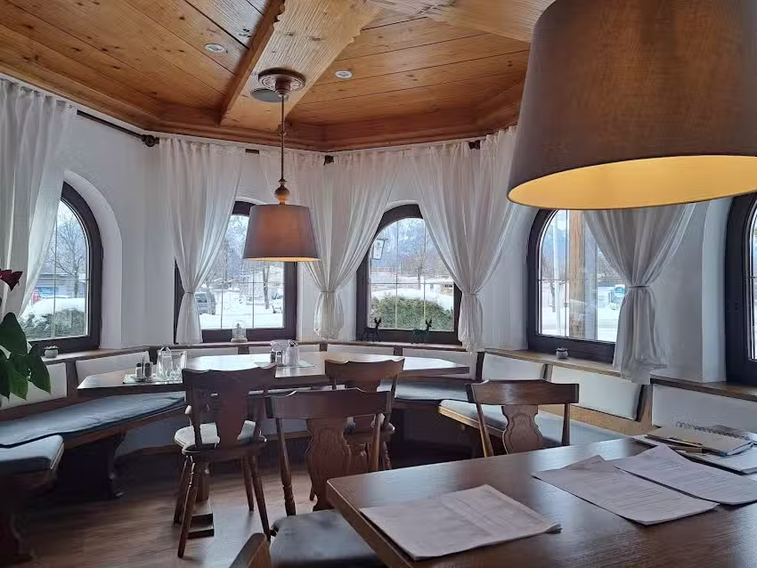 Maximilian&rsquo;s Restaurant-Restaurant mit mediterraner und internationaler K&uuml;che