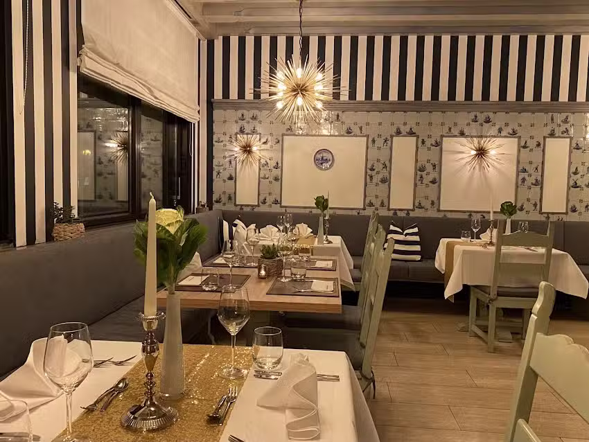 Maximilians Restaurant