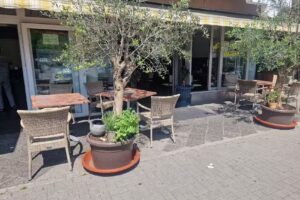 Mediterrane K&uuml;che am Wasserturm