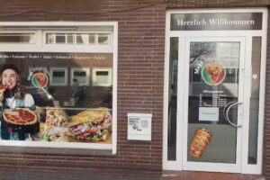 Mega Kebab Pizzeria