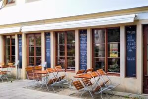 Melina Restaurant