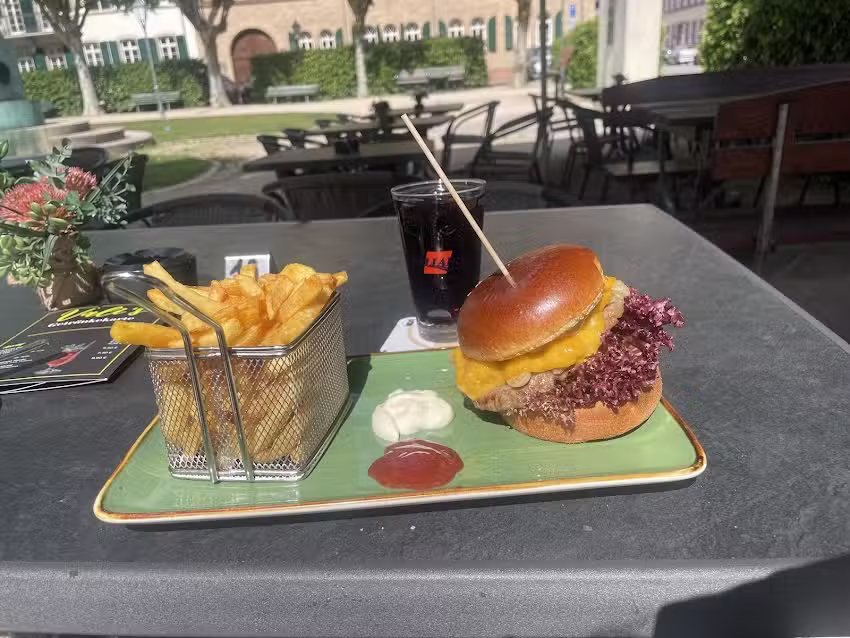 Mendi’s Restaurant,