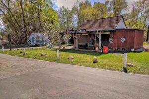 Menzels Garage Plaue