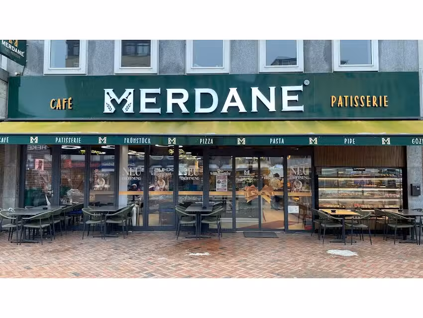 MERDANE Caf&eacute; & Patisserie