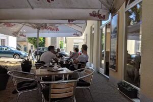 Meri&rsquo;s Caffee