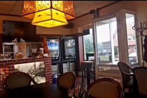 Messer, Gabel & Stäbchen