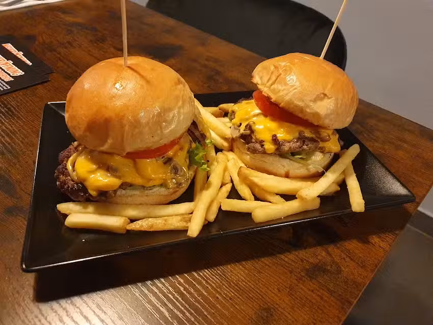 Midos Salzhausen Pizza & Burger