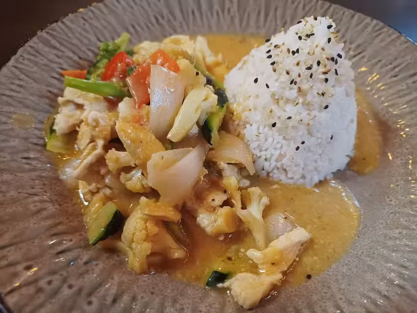 Min20 Asia food & Sushi