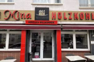 Mina Holzkohlegrill