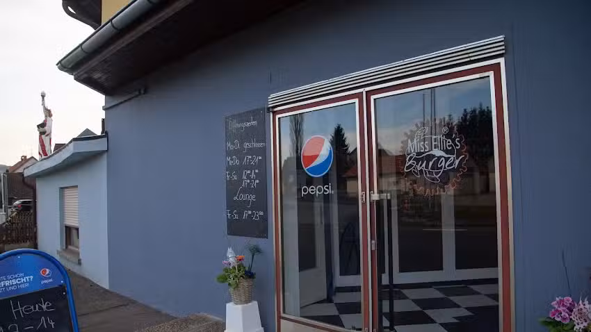 Miss Ellie&rsquo;s Burger