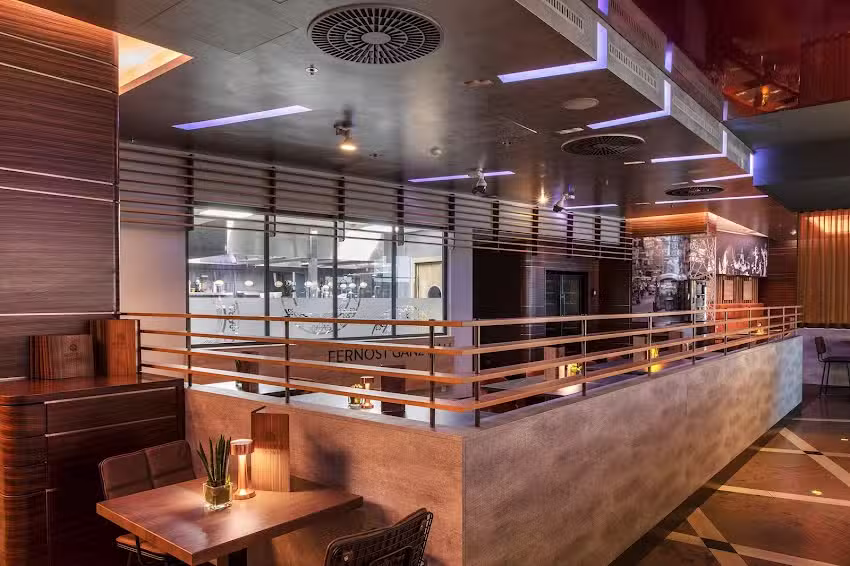 Mister Q | Lucky7 Bar