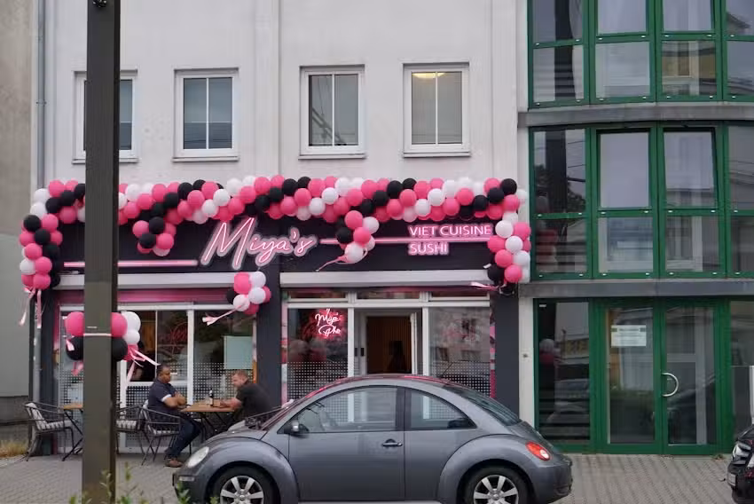 Miya&rsquo;s Viet Cuisine & Sushi