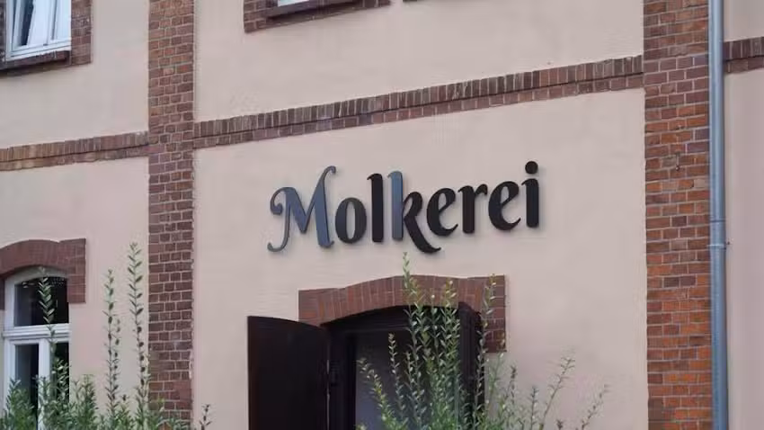 Molkerei Vellahn &ndash; Caf&eacute; &ndash; Bistro &ndash; Partyservice