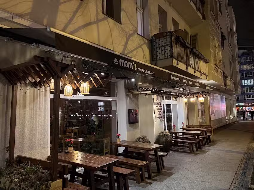 Mom&rsquo;s Creation Vegan Restaurant Friedrichshain