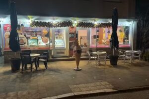MondFee Eis Cafe