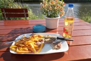 Moni&acute;s Biergarten
