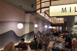 Moon Sushi Bar