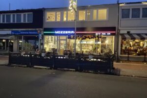 Mozzeria Restaurant