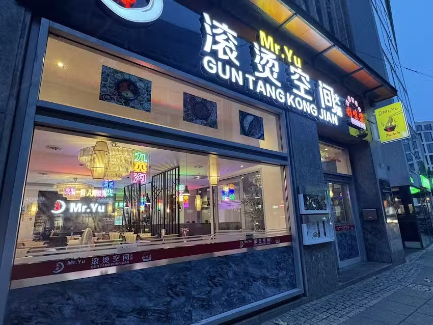 Mr.Yu-Gun Tang Kong Jian